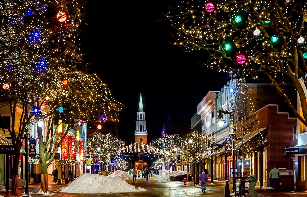 this image shows Commercial Holly Jolly Christmas lights in Sacramento, CA