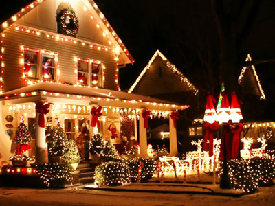 this image shows Folsom Holly Jolly commercial Christmas lights installation in Sacramento, CA