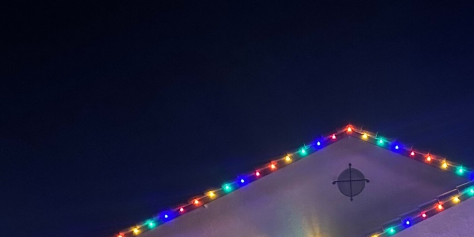 Christmas light installation in Carmichael, CA: multicolor c9 gable peak run